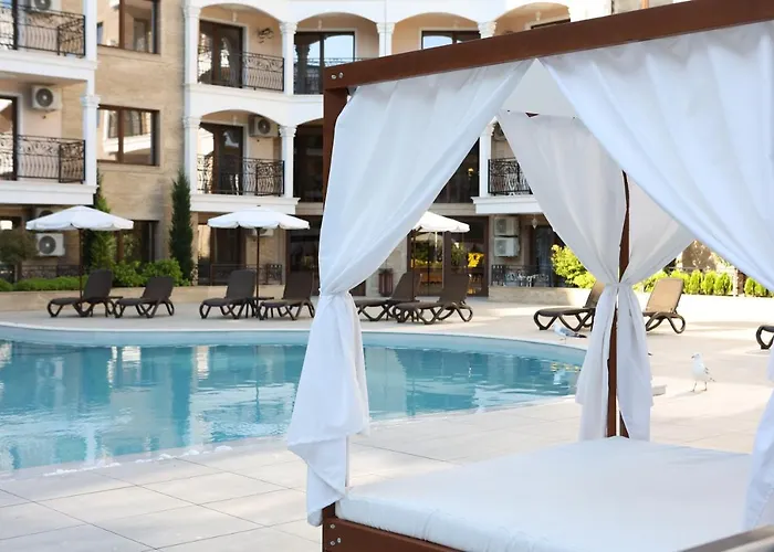 Valencia Gardens Luxury Διαμέρισμα Νεσέμπαρ