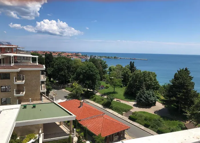 Valencia Gardens Luxury Nessebar