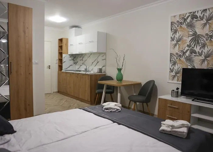 Valencia Gardens Luxury *